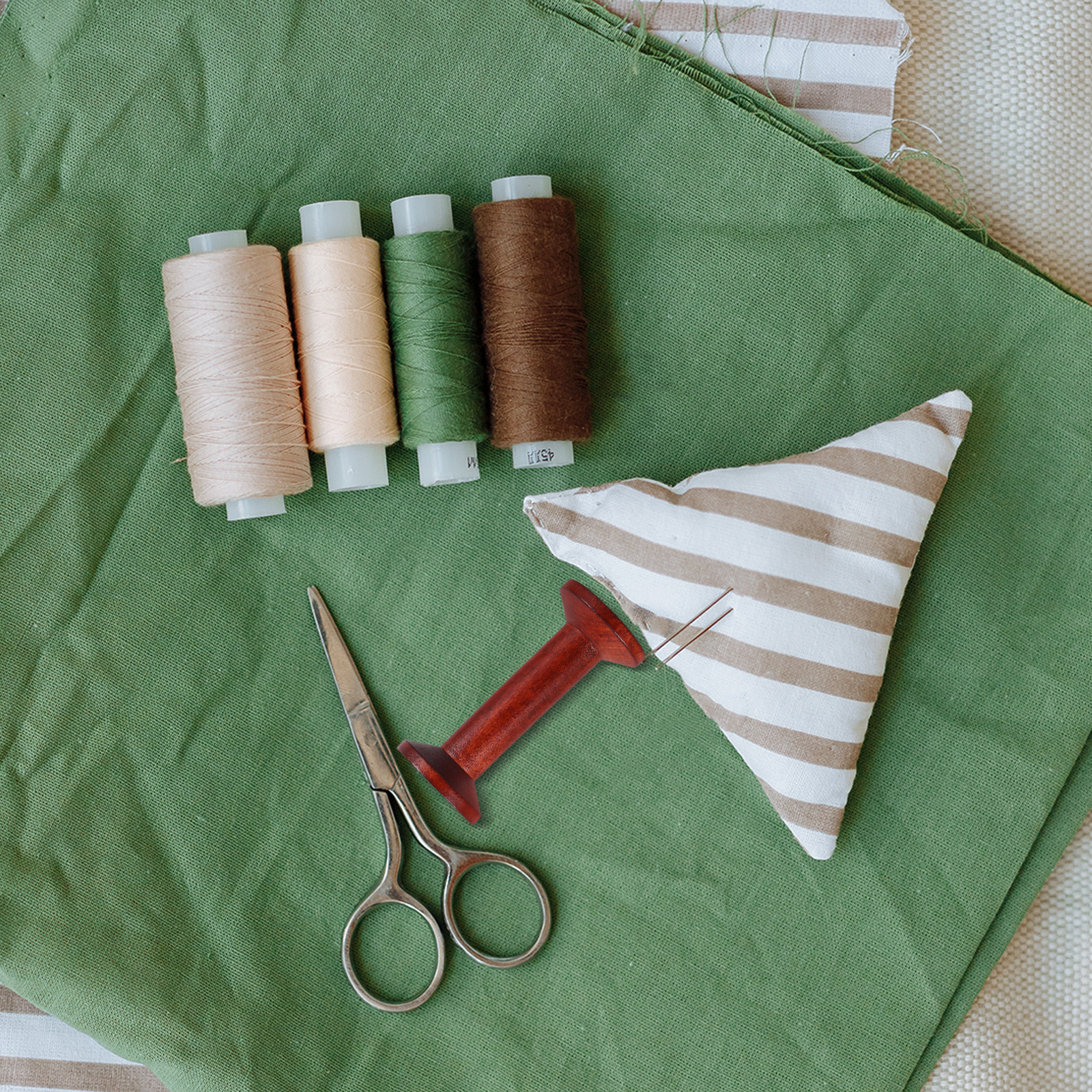 6Pcs Wooden Empty Spools for C – обзор и цена Embroidery Craft