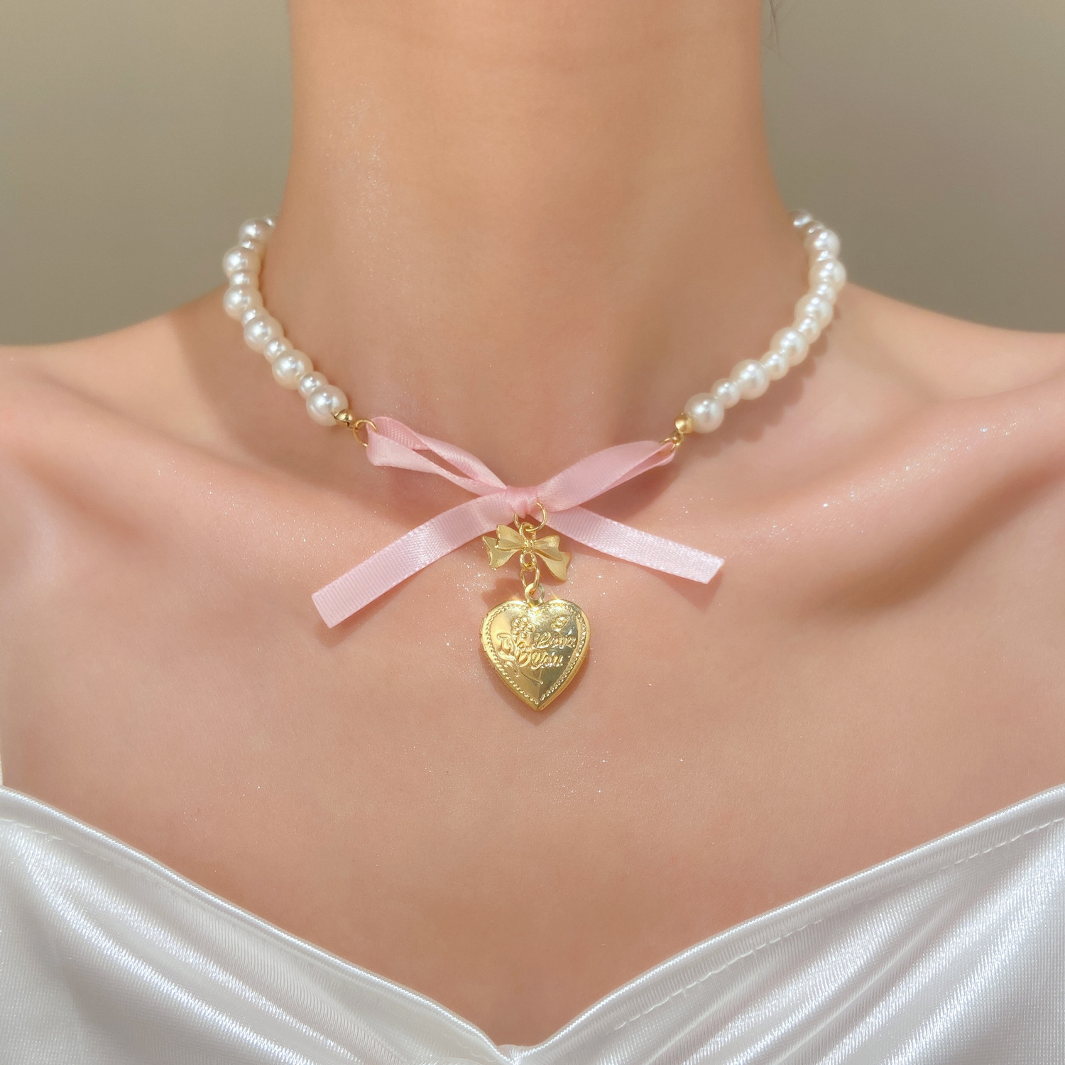 French Romantic Pink Bowknot H – обзор и цена Pearl Trim Chain
