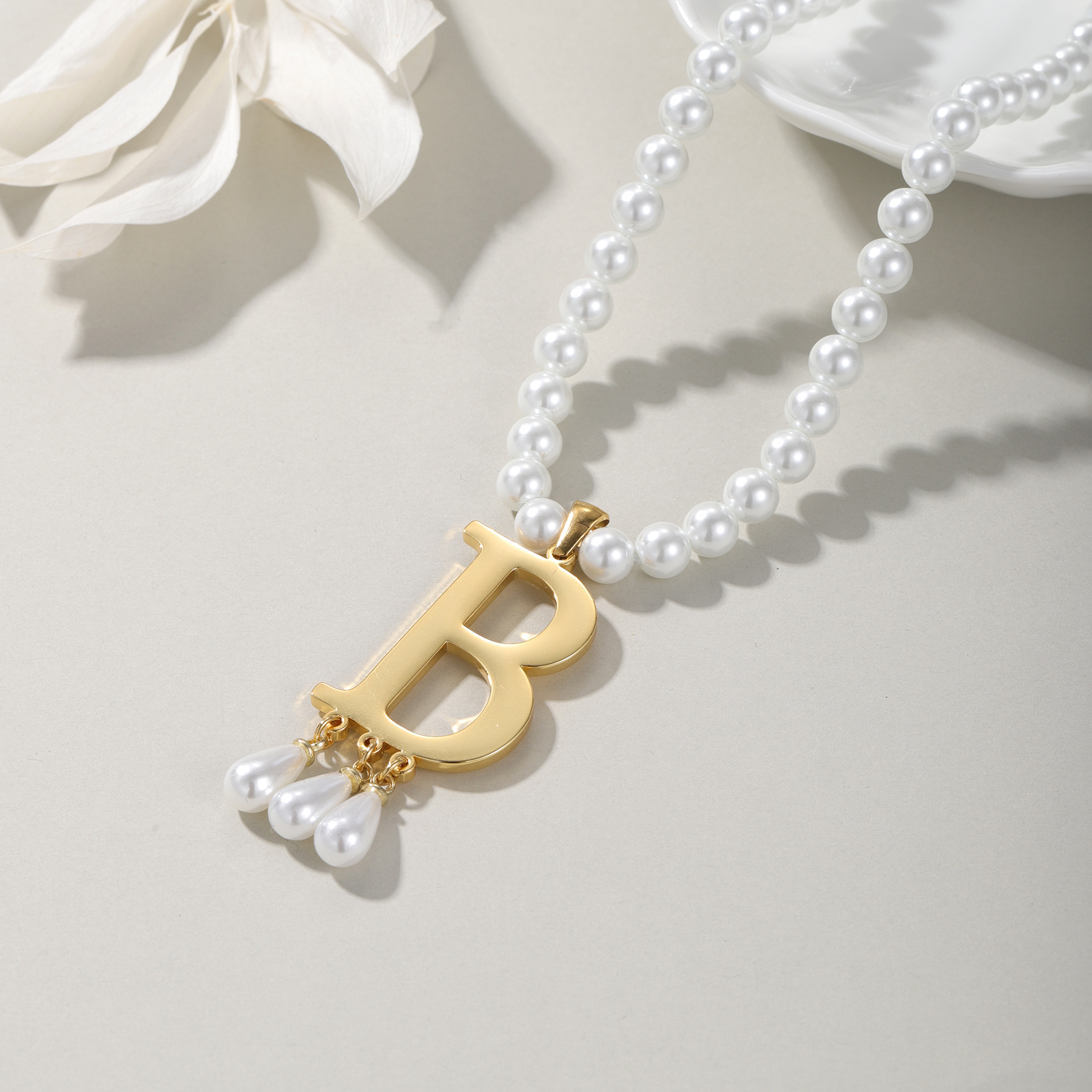 Customized Initial Pendant Lux – обзор и цена Pearl Trim Chain