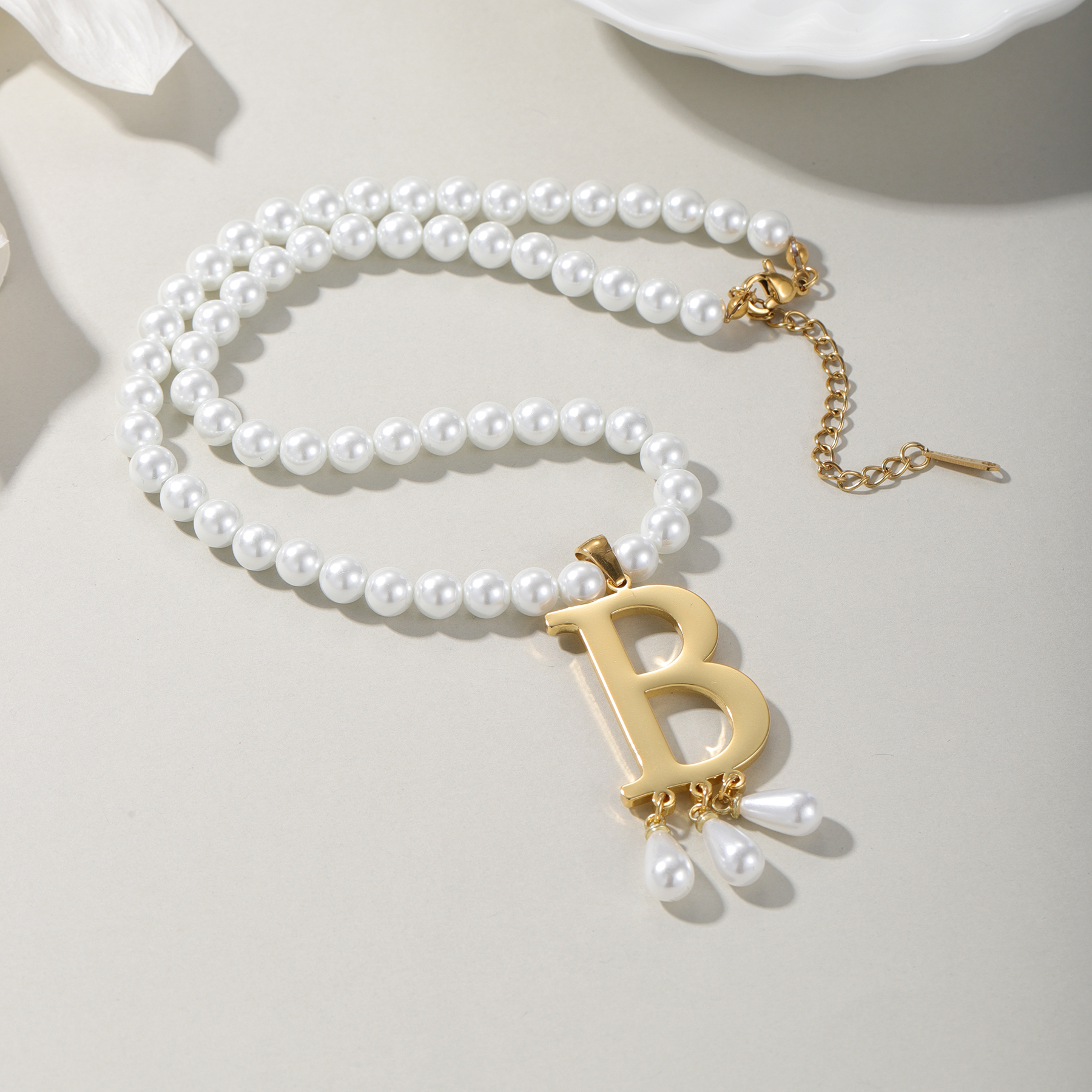 Customized Initial Pendant Lux – обзор и цена Pearl Trim Chain